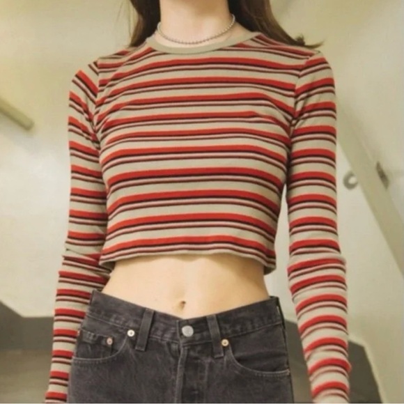 Brandy Melville Top Red Striped Long Sleeve Cropped Rib Knit T-Shirt One Size - Picture 1 of 9